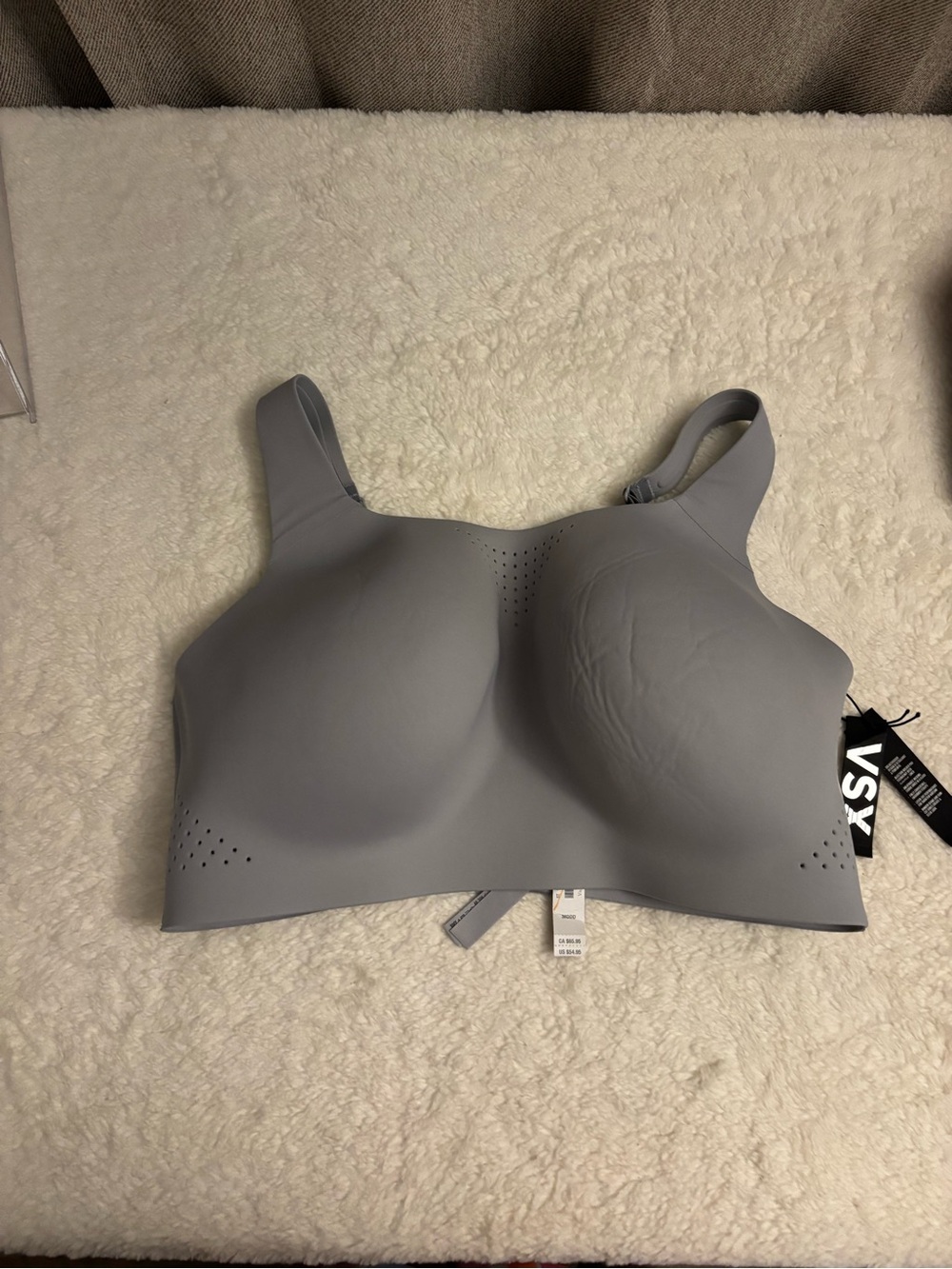 Victoria’s Secret VSX Featherweight Max Support Sports Bra